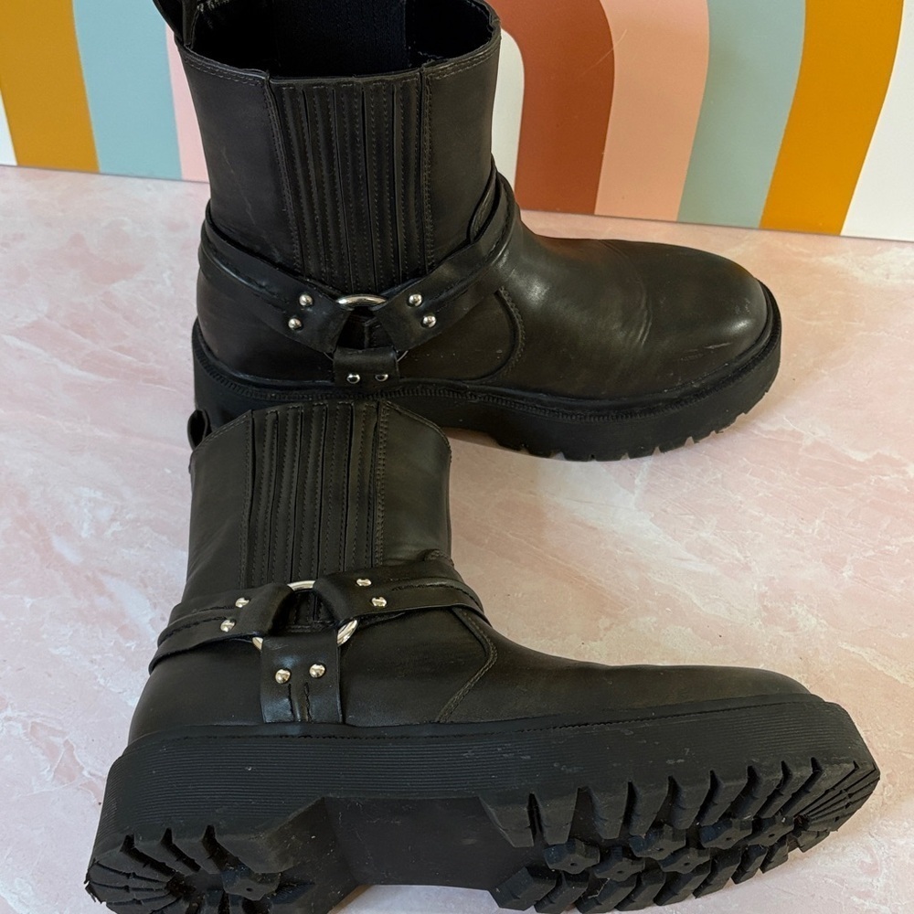 Shoe Dazzle Black Moto Combat Boots | 8